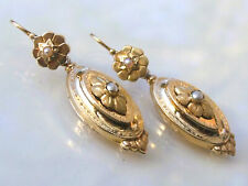 TRES BELLES BOUCLES PENDANTS