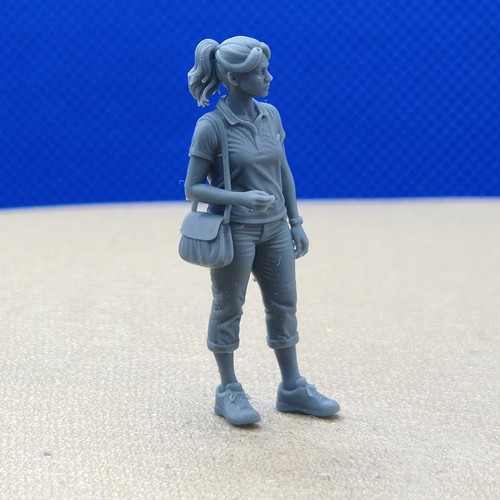 Diorama femme avec son - diorama,