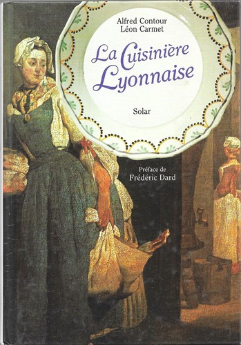 Cuisinière lyonnaise a - lyonnaise, d'