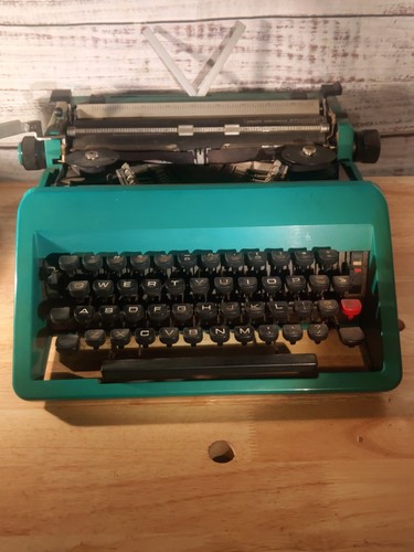 Olivetti studio typewriter - olivetti,