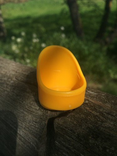 Petite chaise jaune la - chaise, de