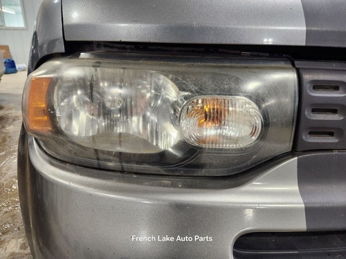 Passenger right headlight fits - right,