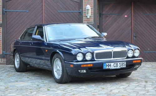 Cult models cml323 jaguar - cult,