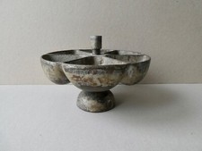 partie de marguerite en fonte, objet de métier cordonnier, tapissier ...