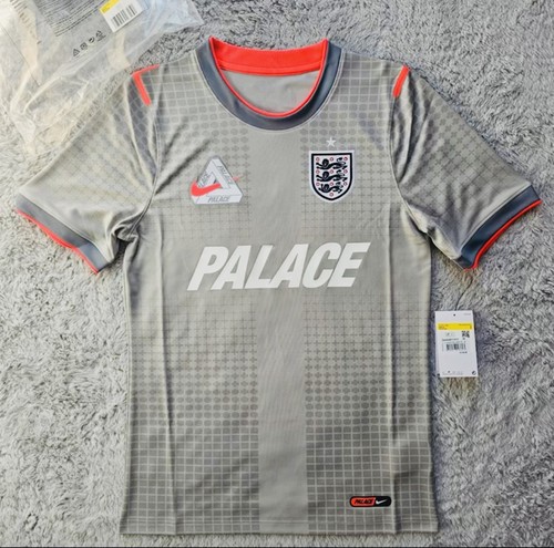 Nike palace england - palace,