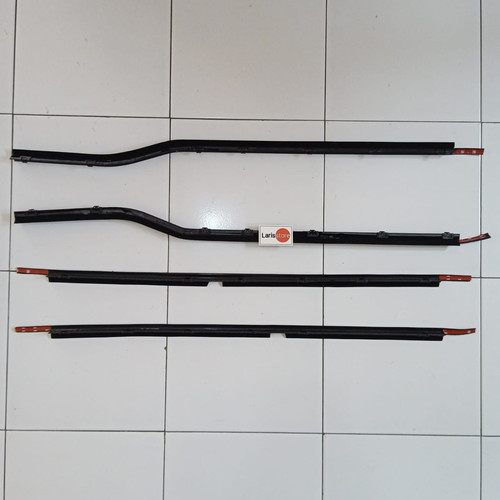 Pour suzuki vitara sidekick - suzuki,
