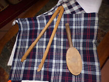 Ancien battoir à linge en bois et sa pince en bois,lavandière,fontaine,chalet,dé