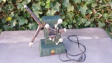 Ancien projecteur cinéma - ancien,