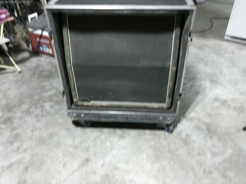 Marshall 1960a 4x12 with case - with,