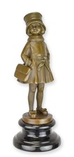 Sculpture en bronze jeune