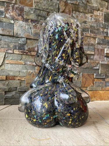 Vase sculptural massif - , en