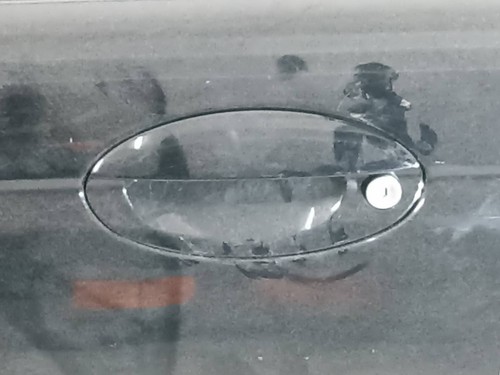 Poignee porte avant gauche - avant,