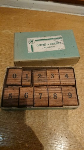 Boîte tampons scolaires - 10,