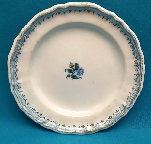 Xviii assiette en - n°, xviii°