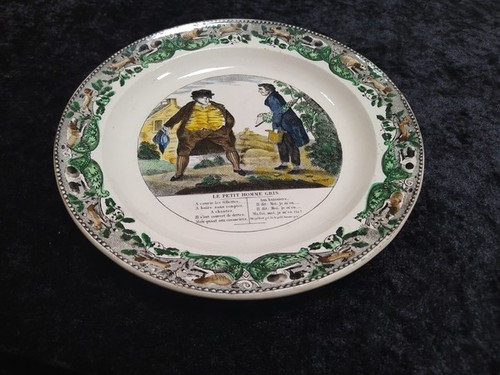 Assiette parlante polychrome