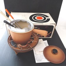 * LE CREUSET SERVICE A FONDUE BOURGUIGNONNE TERROIR TERRA BOITE TOUT EMAIL MAT