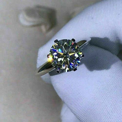 80ct coupe ronde - 3.80ct, solitaire
