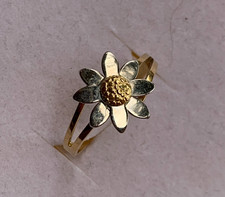 MAGNIFIQUE BAGUE ANCIENNE EN OR BLANC ET OR JAUNE, 18 CARATS 750 !