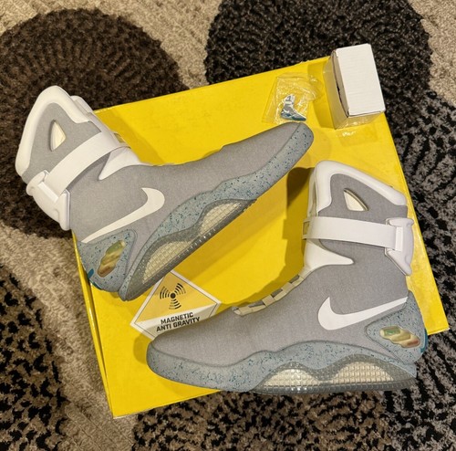 Size nike mag back to - back,