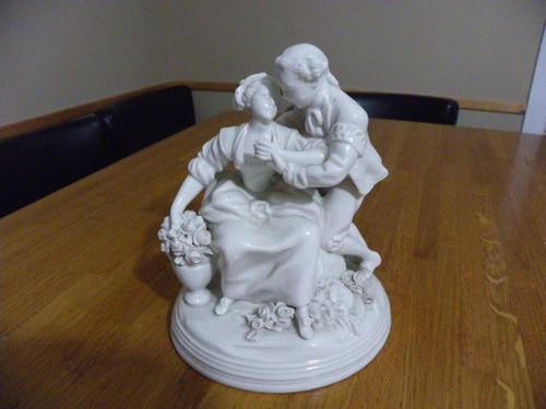 Statue couple amoureux biscuit - couple,