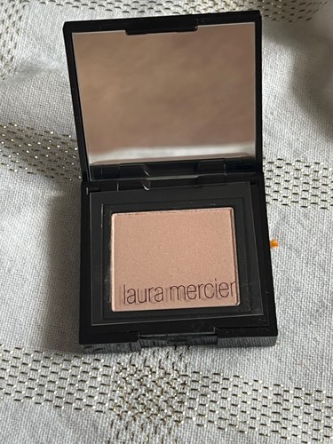 Laura mercier eyeshadow - laura, in
