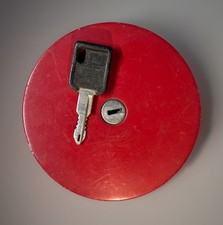 Trappe Carburant Renault / Valeo 2691C P399 + Clé / Vintage Retro Ancien / Rouge