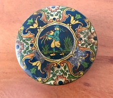 Rare boîte publicitaire en