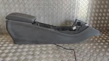 Accoudoir + support central - MERCEDES Classe A III (3) - A1766804801