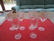 4 VERRES A EAU ET 2 VERRES A VIN - CRISTAL D'ARQUES - SERVICE OCTIME
