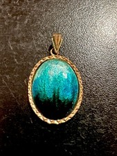 Job Rare Pendentif Emaillée