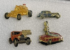 lot 4 x pin's voiture : new york city cab taxi, traction , Buggy, ..