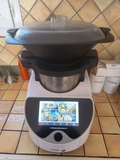 Robot multifonction cuiseur