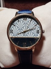 Montre  femme fantaisie quartz pile incluse, bracelet  cuir neuf