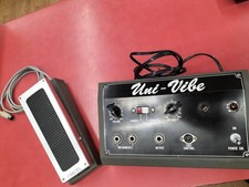 Pédale d'effets vibrato