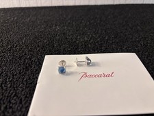 Boucle d'oreille modèle
