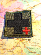 croix rouge velcros  Sur