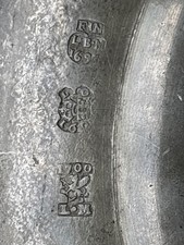 Assiette étain difféntes