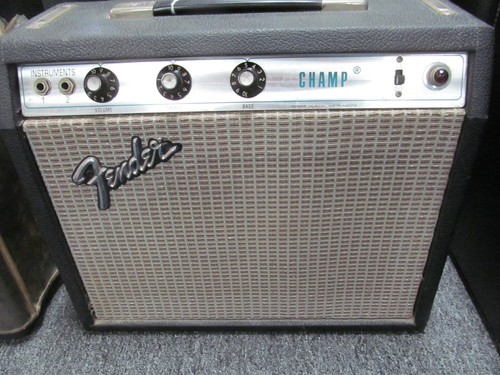 Fender 1975 champ guitar combo - fender,