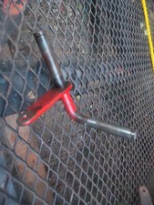 USED MURRAY RIDING MOWER A4518-010 RIGHT FRONT SPINDLE 9180