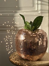 Pomme, apple, miroir disco