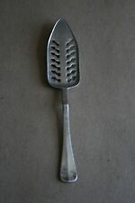 Cuillère à absinthe ancienne