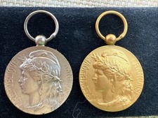 LOT 2 BELLES MÉDAILLES DU