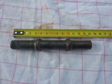 Axe de pédalier à clavette