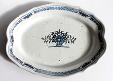 GRAND PLAT FAIENCE CUL NOIR