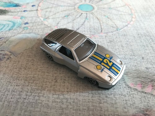 Voiture miniature ancienne - voiture,