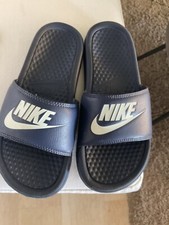 MULES NIKE COULEUR MARINE POINTURE 36