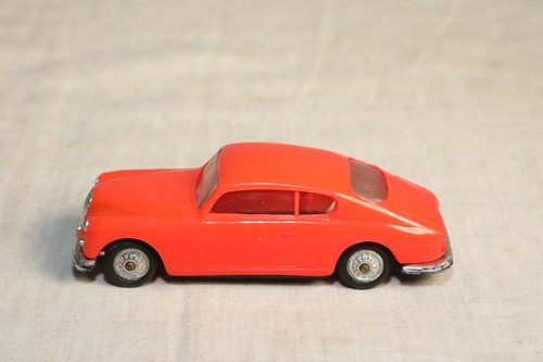 Norev plastique lancia - plastique, 1/43