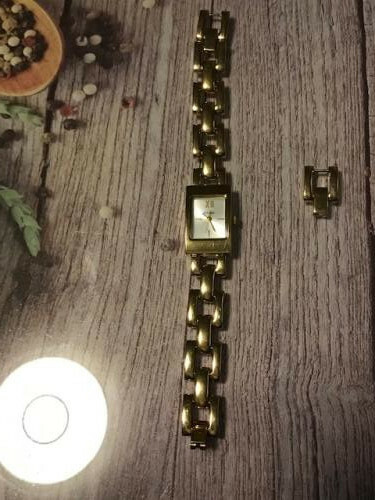Très belle montre - , femme