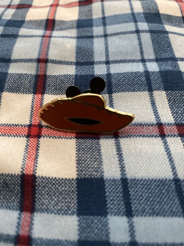Disney trading pin character - pin,