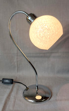 Lampe bureau col de cygne chromé globe opaline Clichy